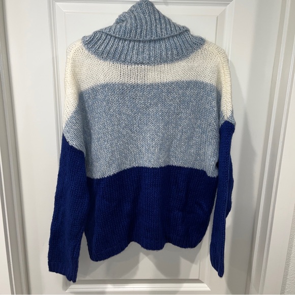 new w/tag MOON & MADISON turtle neck knit pullover sweater SZ L navy/blue/white - Picture 2 of 6